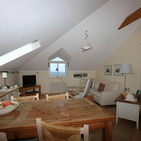 Villa Strandeck FeWo8 - strandnah, Meerblick, Balkon Appartamento