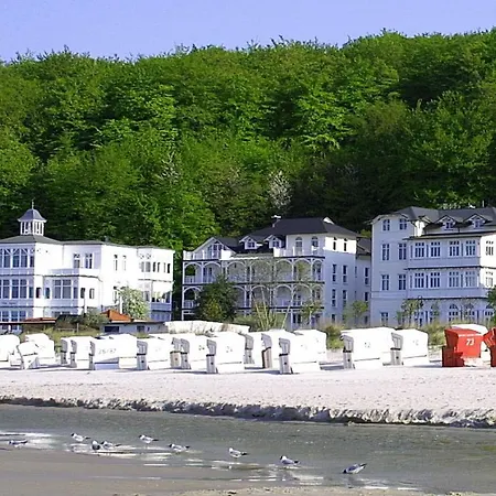 Villa Strandeck FeWo8 - strandnah, Meerblick, Balkon Appartamento *