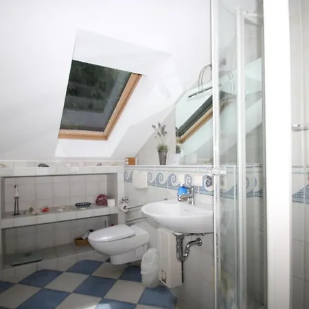 Villa Strandeck FeWo8 - strandnah, Meerblick, Balkon * Binz